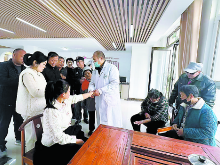  药香满社区  传承润心田